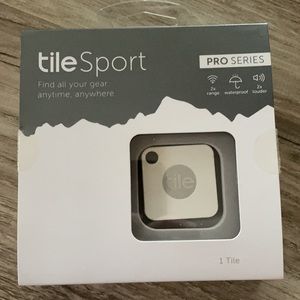 🆕 Tile Sport Pro Series White